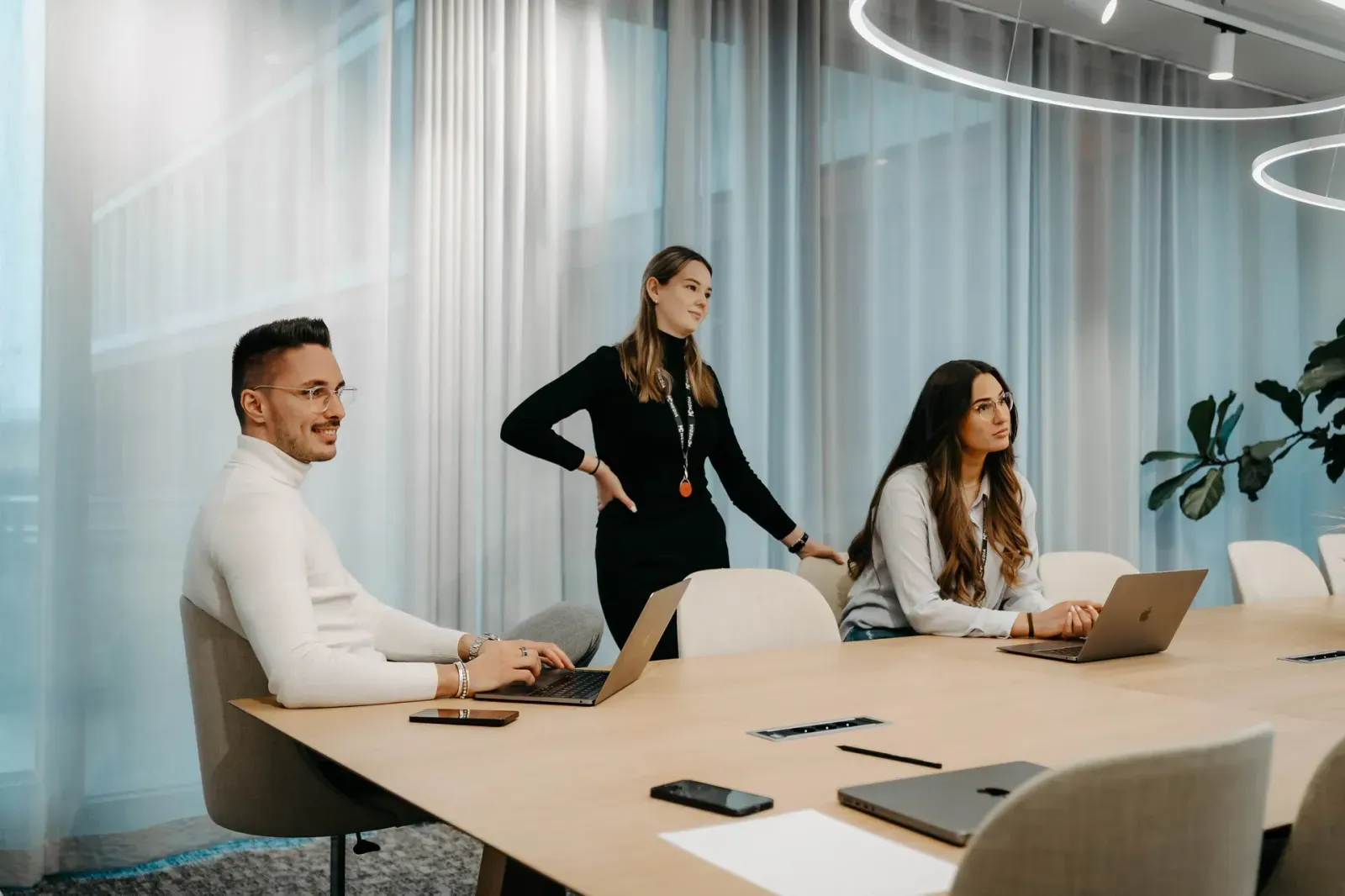 MC Media GmbH | Employer Branding Fotoshooting – kreative Bildkomposition