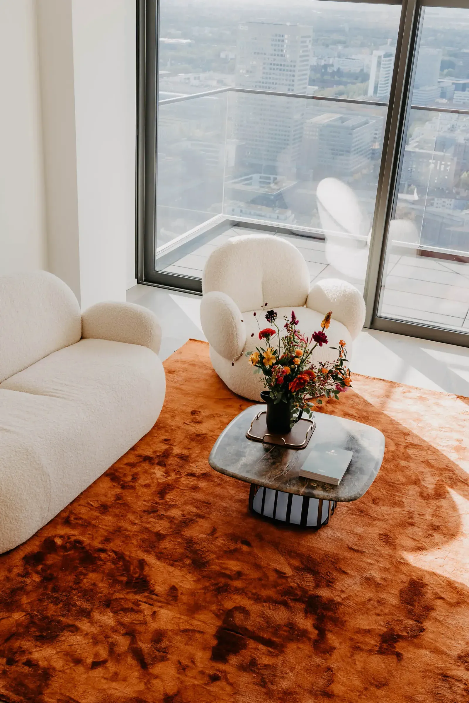 Unternehmensfotografie One Forty West – Luxury Interior – weitere Perspektive